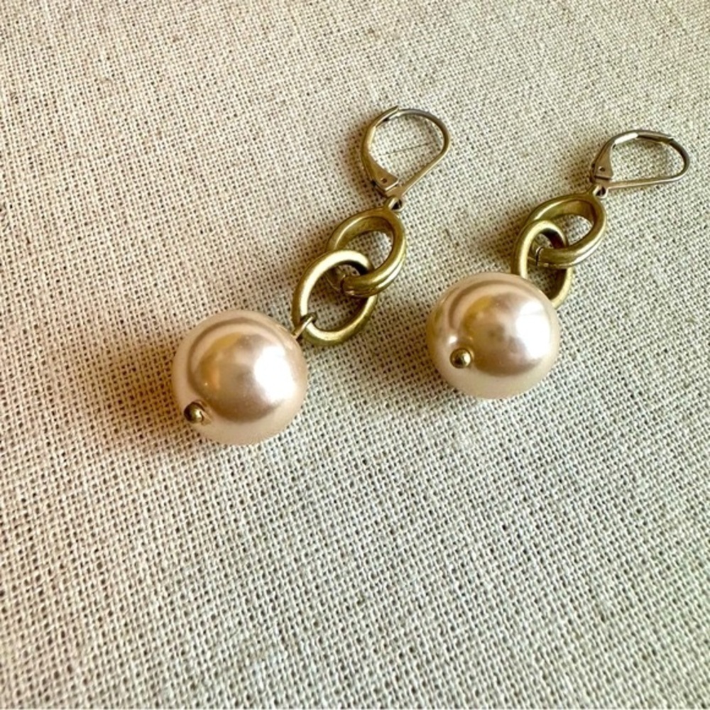 Pink Faux Pearl Brass Pendant Dangling Fashion Earrings